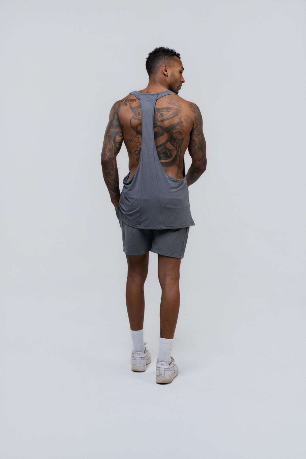 Axis Stringer - Poppy Seed Grey