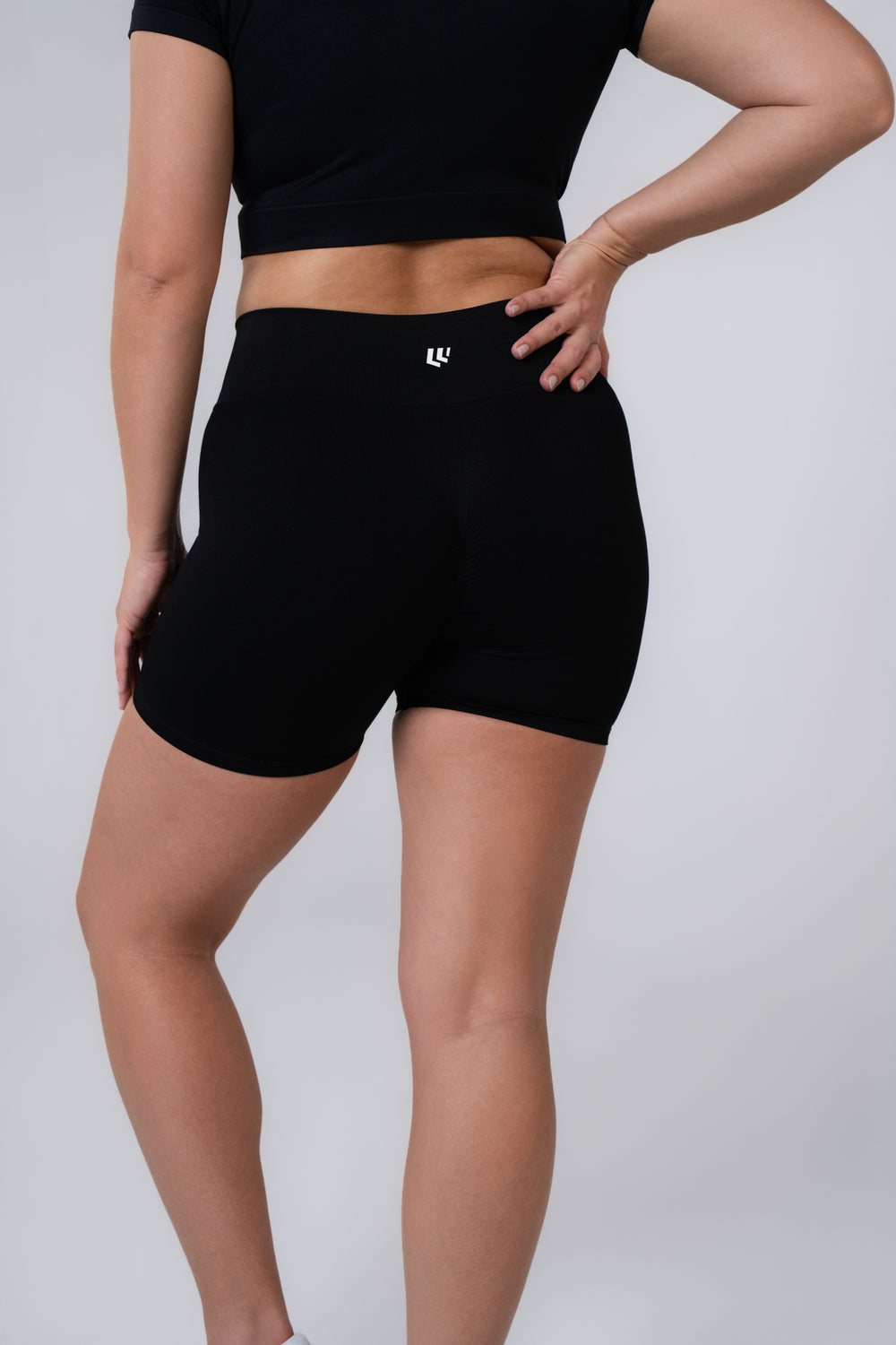 Sylva Snap 4.5 in - Black