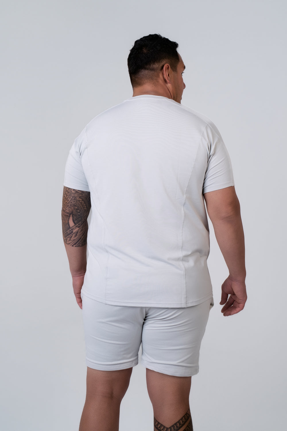Men's Relaxed Tee - Glacier Grey