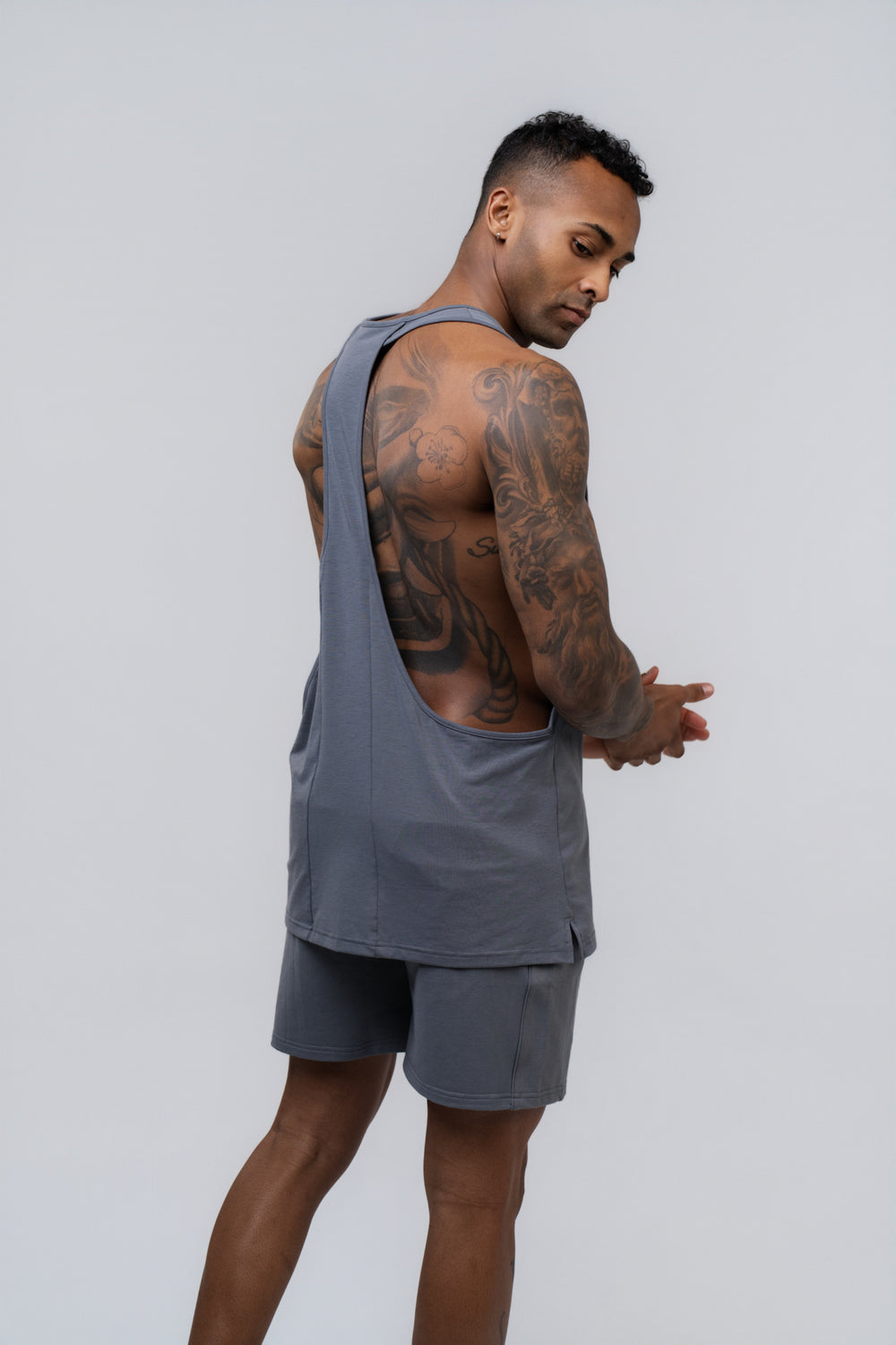 Axis Stringer - Poppy Seed Grey