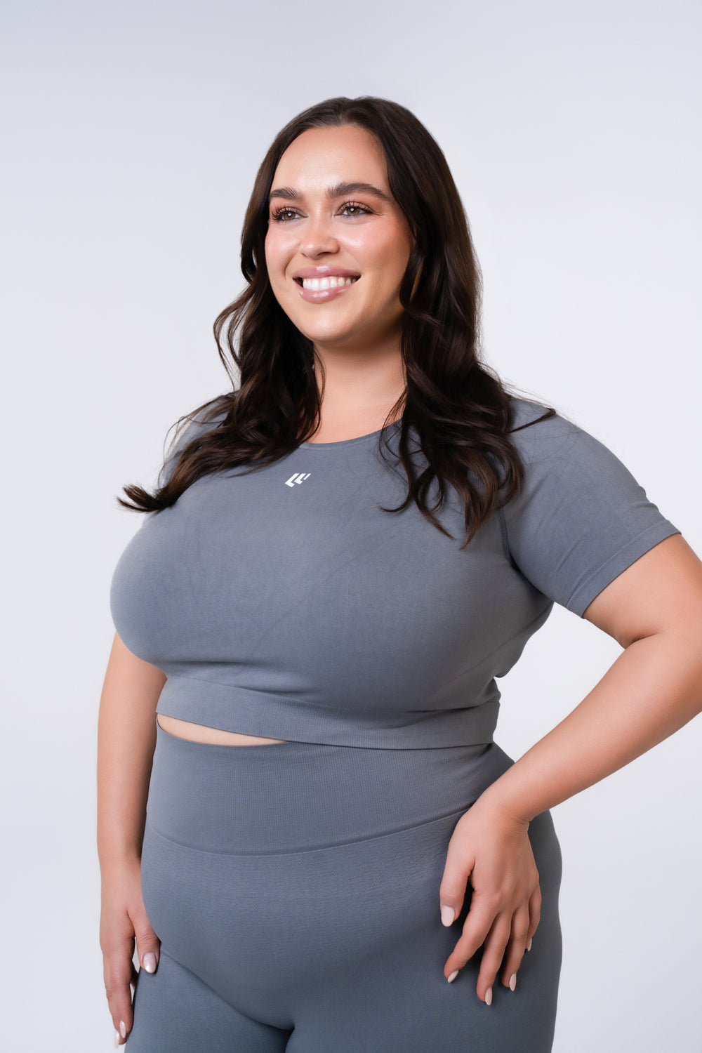 Women's Short Sleeve Compression Crop - Poppy Seed Grey