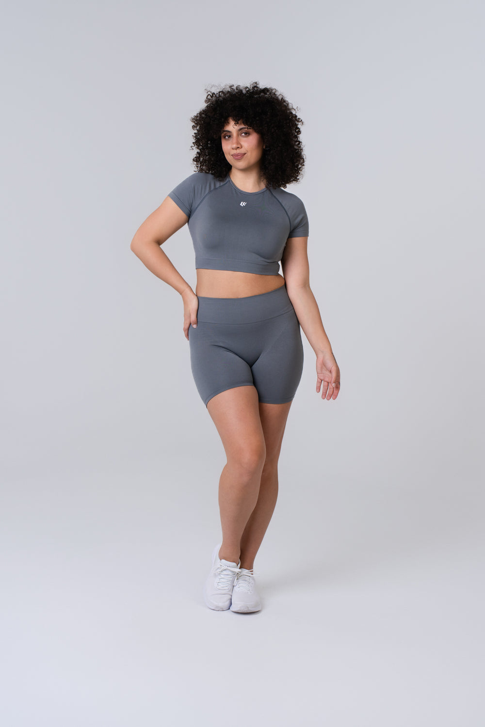 Sylva Snap 4.5 in - Poppy Seed Grey