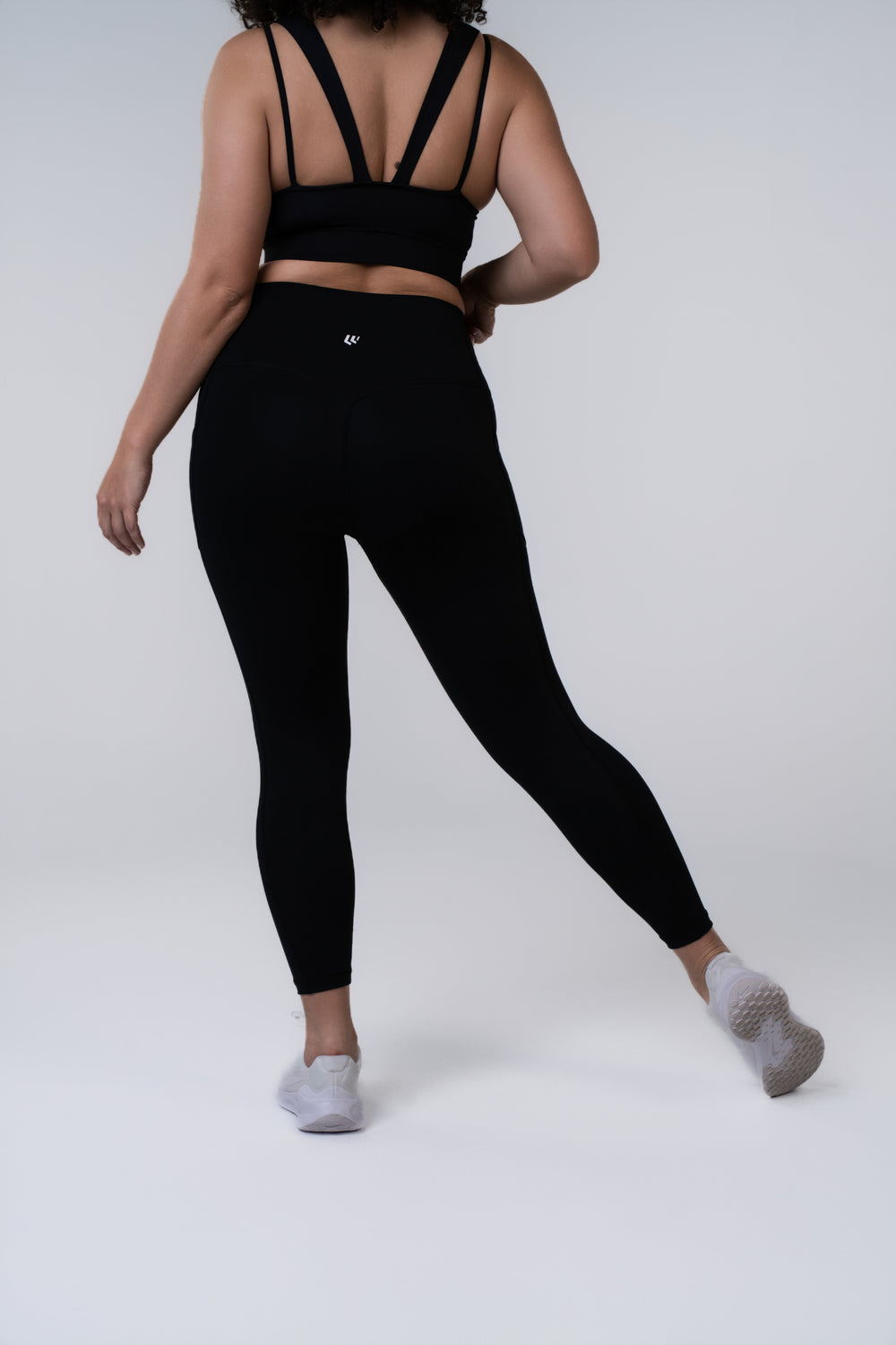 Women's Leggings 25 inches With Pocket - Black
