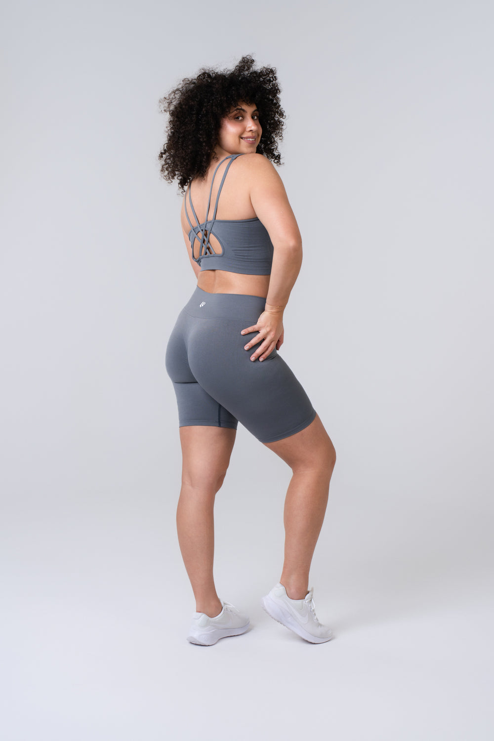 Sylva Ride 7 in - Poppy Seed Grey