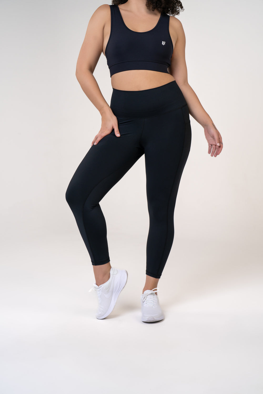 Women's Leggings 25 inches With Pocket - Black