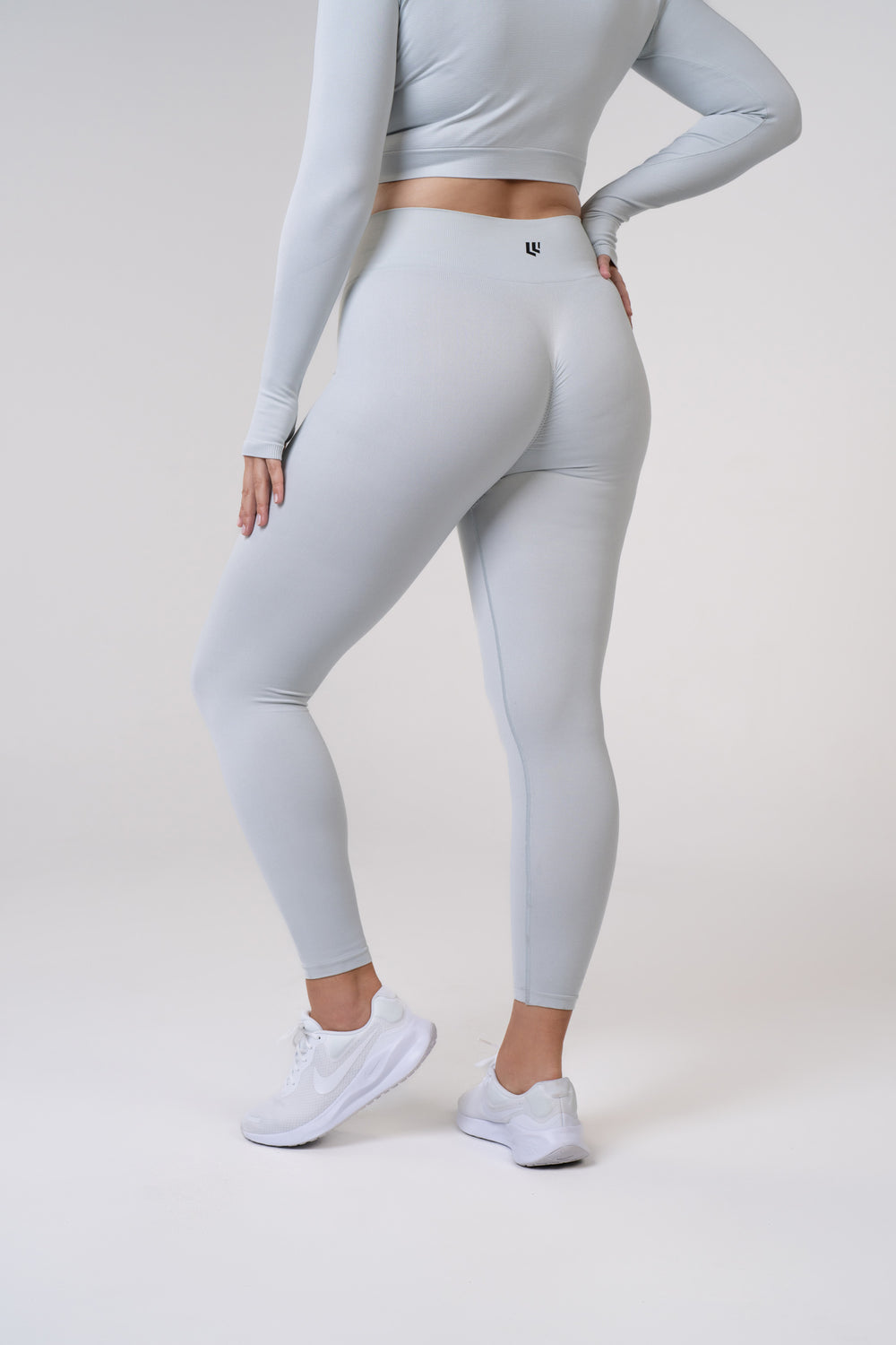 Women's High Wasted Seamless Leggings - Black